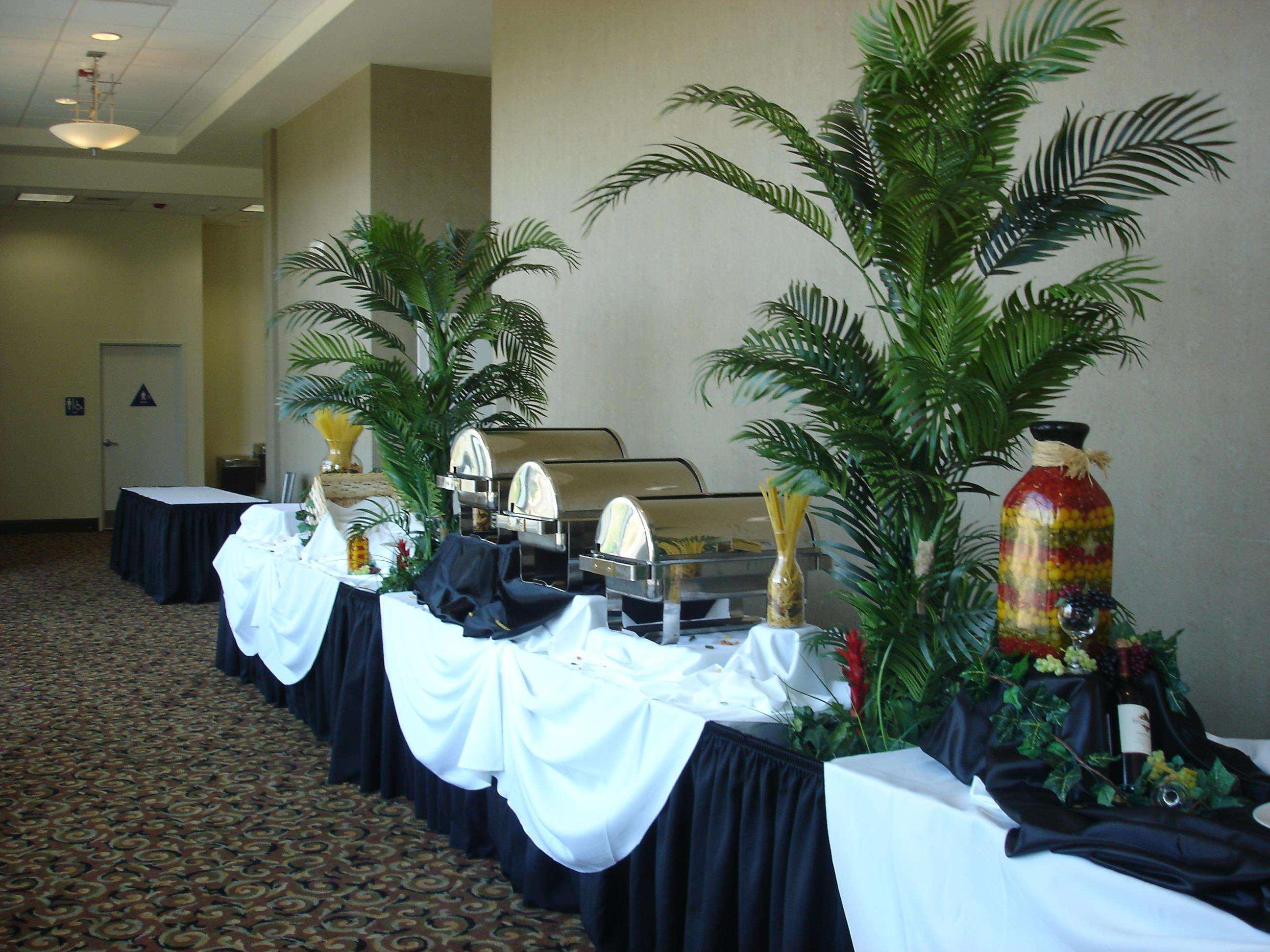 Hilton Garden Inn Victorville Facilities photo