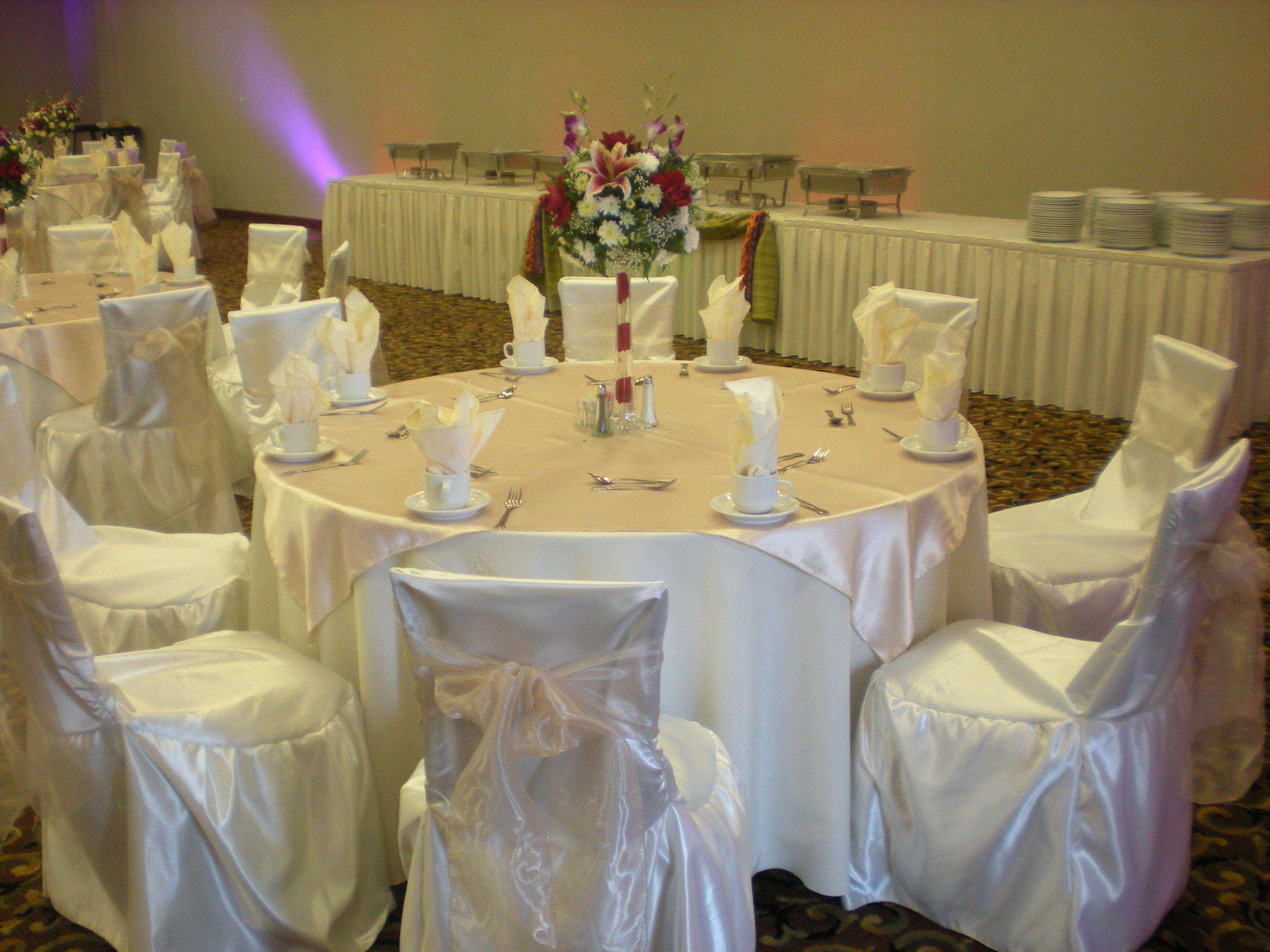 Hilton Garden Inn Victorville Restaurant photo
