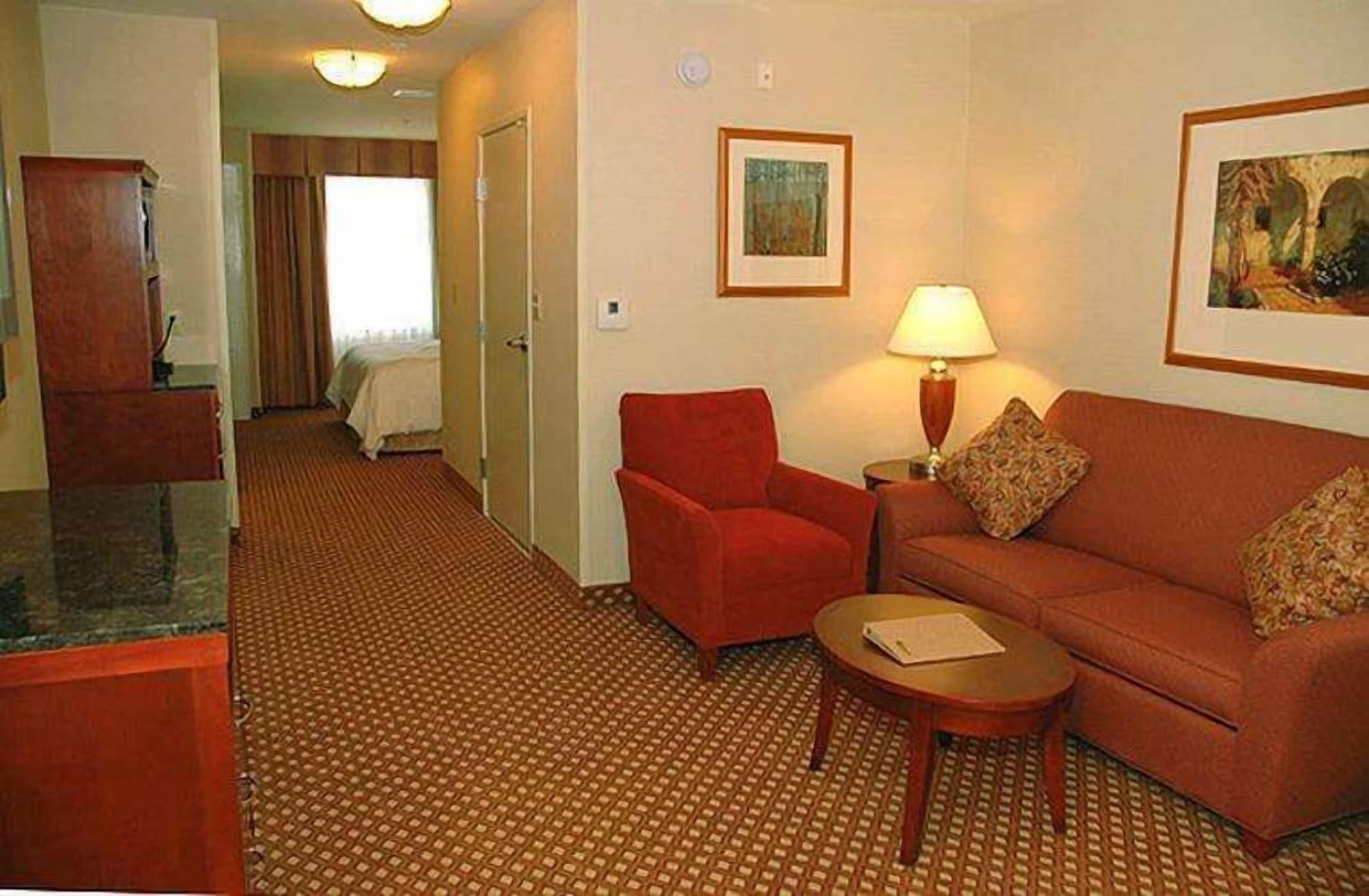Hilton Garden Inn Victorville Exterior photo
