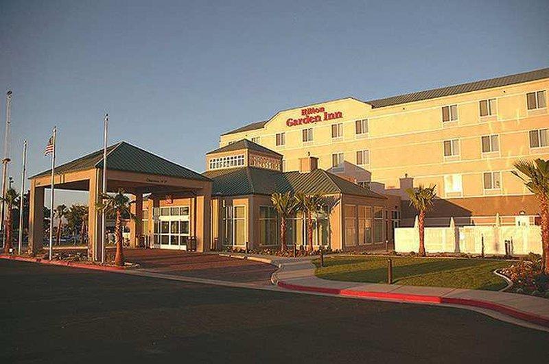 Hilton Garden Inn Victorville Exterior photo